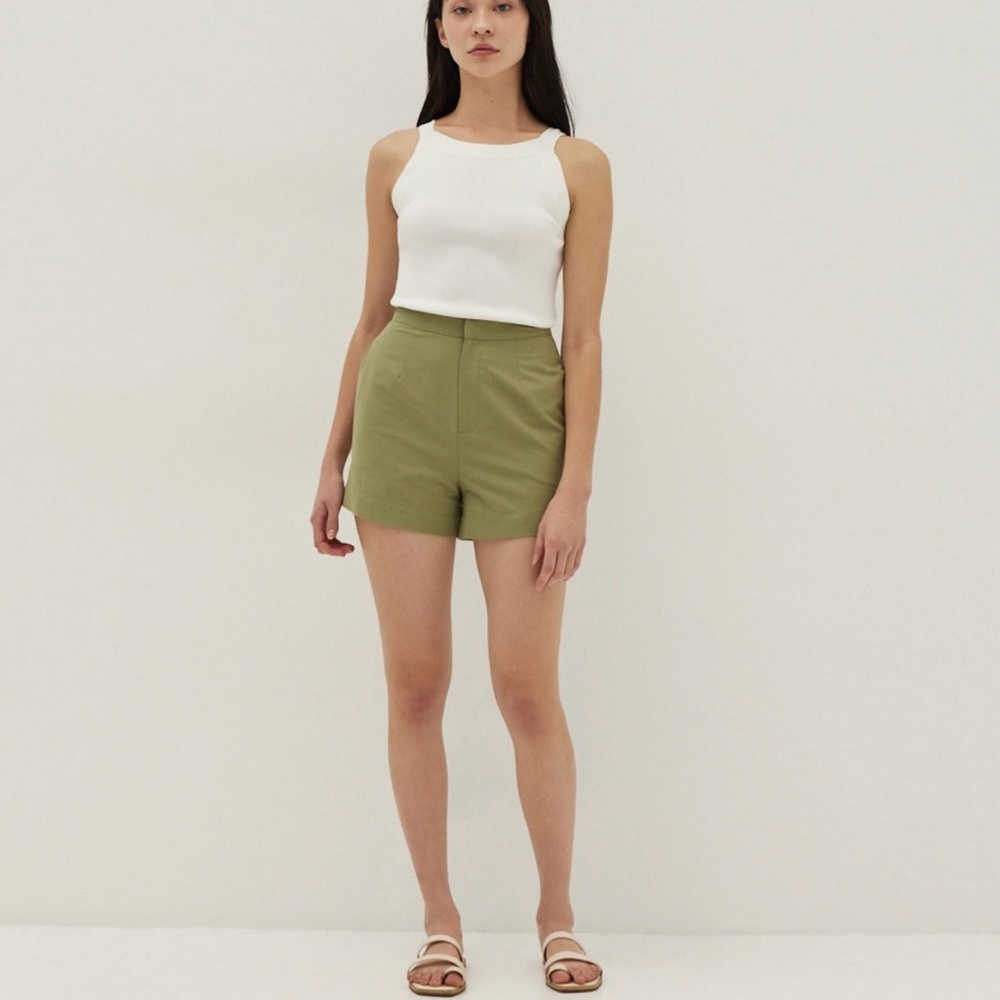Amita shorts